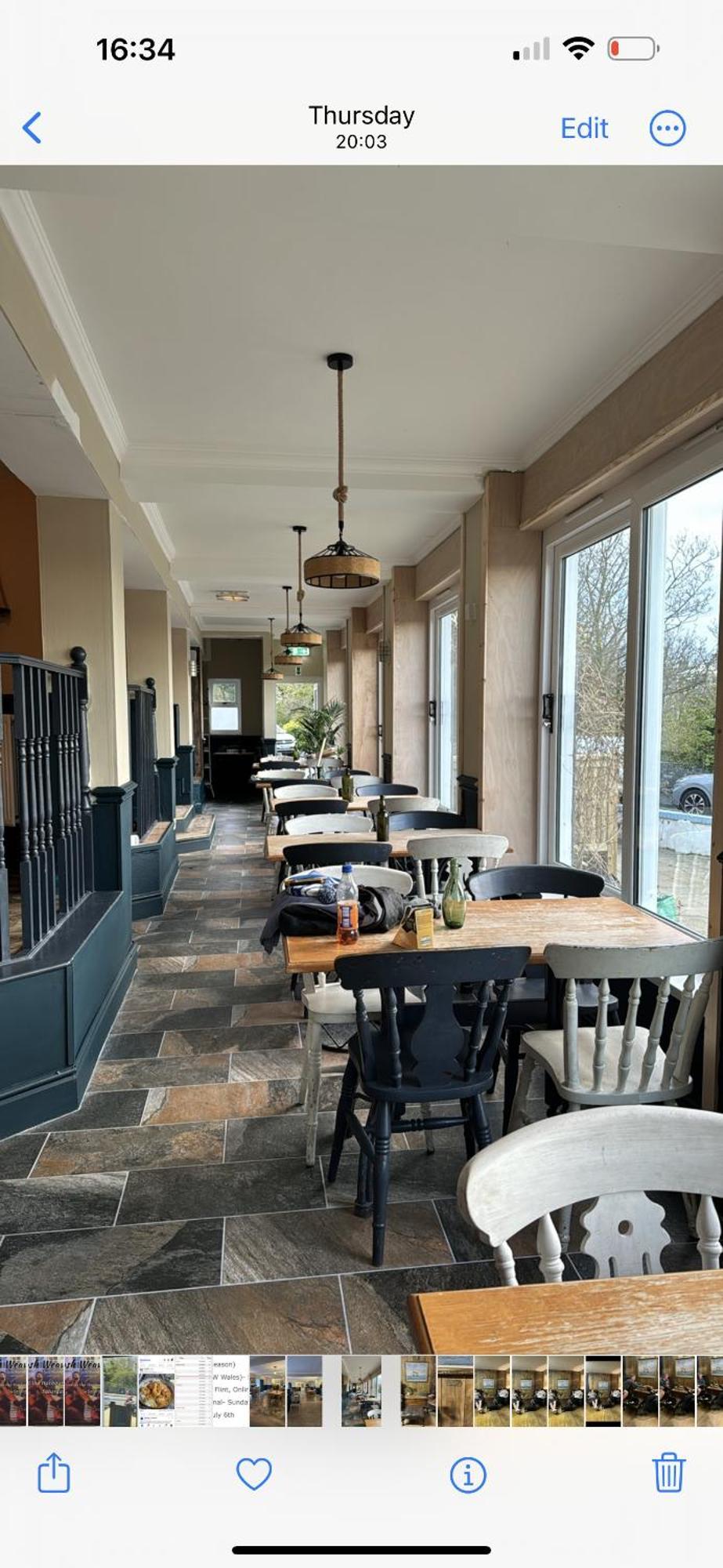 塞米斯湾 The Harbour Bar & Bistro酒店 外观 照片